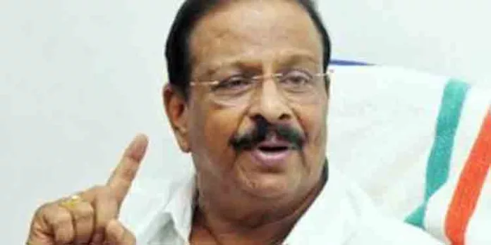 പരാതി പരിഹാരത്തിനായി കെപിസിസി പ്രസിഡന്റിനെ നേരിട്ട് സമീപിക്കുന്നതില് വിലക്ക് ; സര്ക്കുലര് പുറത്തിറങ്ങി പരാതി പരിഹാരത്തിനായി കെപിസിസി പ്രസിഡന്റിനെ നേരിട്ട് സമീപിക്കുന്നതില് വിലക്ക് ; സര്ക്കുലര് പുറത്തിറങ്ങി