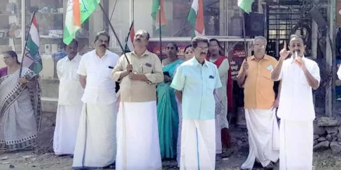 കൈപ്പട്ടൂര്-വള്ളിക്കോട് റോഡ് പണി അടിയന്തിരമായി പൂര്ത്തിയാക്കണം കൈപ്പട്ടൂര്-വള്ളിക്കോട് റോഡ് പണി അടിയന്തിരമായി പൂര്ത്തിയാക്കണം