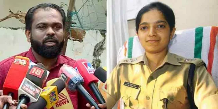 ലഹരി കടത്ത് കേസിൽ എ.ഷാനവാസിന് പങ്കില്ലെന്ന ജില്ലാ സ്പെഷ്യൽ ബ്രാഞ്ച് റിപ്പോർട്ട് തള്ളി ആലപ്പുഴ ജില്ലാ പോലീസ് മേധാവി ലഹരി കടത്ത് കേസിൽ എ.ഷാനവാസിന് പങ്കില്ലെന്ന ജില്ലാ സ്പെഷ്യൽ ബ്രാഞ്ച് റിപ്പോർട്ട് തള്ളി ആലപ്പുഴ ജില്ലാ പോലീസ് മേധാവി
