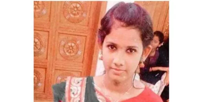 പത്താം ക്ലാസ് വിദ്യാർത്ഥിനി തൂങ്ങി മരിച്ച നിലയില് പത്താം ക്ലാസ് വിദ്യാർത്ഥിനി തൂങ്ങി മരിച്ച നിലയില്