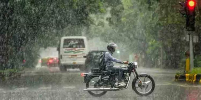 കേരളത്തില് അടുത്ത 5 ദിവസം ഒറ്റപ്പെട്ട ഇടത്തരം മഴയ്ക്ക് സാധ്യത കേരളത്തില് അടുത്ത 5 ദിവസം ഒറ്റപ്പെട്ട ഇടത്തരം മഴയ്ക്ക് സാധ്യത