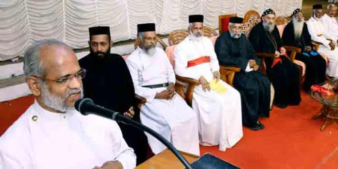 കുടുംബം ഭൂമിയിലെ സ്വർഗ്ഗമാണ് : ഡോ. പി. പി. തോമസ് കുടുംബം ഭൂമിയിലെ സ്വർഗ്ഗമാണ് : ഡോ. പി. പി. തോമസ്