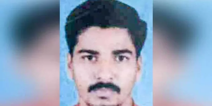 കേക്ക് ബിസിനസിൽ പങ്കാളിയാക്കാമെന്നുപറഞ്ഞ് വിശ്വസിപ്പിച്ച് വീട്ടമ്മയെ കബളിപ്പിച്ച കേസിൽ യുവാവ് അറസ്റ്റില് കേക്ക് ബിസിനസിൽ പങ്കാളിയാക്കാമെന്നുപറഞ്ഞ് വിശ്വസിപ്പിച്ച് വീട്ടമ്മയെ കബളിപ്പിച്ച കേസിൽ യുവാവ് അറസ്റ്റില്