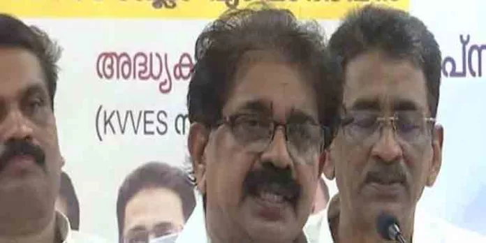 ഇന്ധന സെസ്, ഹെല്ത്ത് കാര്ഡ് വിഷയങ്ങളില് സമരം പ്രഖ്യാപിച്ച് വ്യാപാരികള് ഇന്ധന സെസ്, ഹെല്ത്ത് കാര്ഡ് വിഷയങ്ങളില് സമരം പ്രഖ്യാപിച്ച് വ്യാപാരികള്