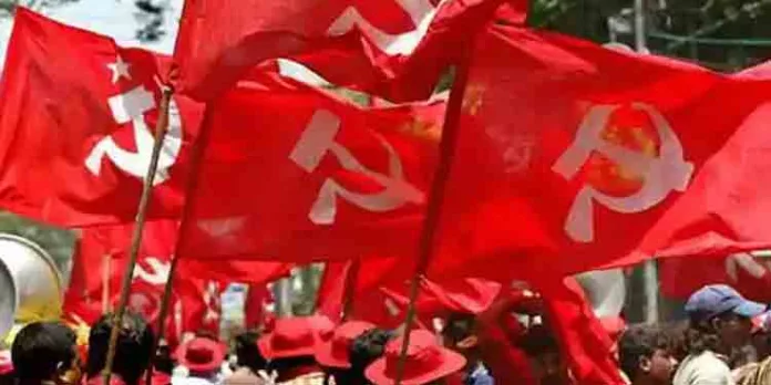 വനിതാ പ്രവര്ത്തകര്ക്കെതിരെ അശ്ലീല, സ്ത്രീവിരുദ്ധ പരാമര്ശങ്ങള് ; ആലപ്പുഴയില് സിപിഎമ്മിനെ വെട്ടിലാക്കി ലോക്കല് കമ്മിറ്റി സെക്രട്ടറിമാര്ക്കെതിരെ വീണ്ടും ആരോപണങ്ങള് വനിതാ പ്രവര്ത്തകര്ക്കെതിരെ അശ്ലീല, സ്ത്രീവിരുദ്ധ പരാമര്ശങ്ങള് ; ആലപ്പുഴയില് സിപിഎമ്മിനെ വെട്ടിലാക്കി ലോക്കല് കമ്മിറ്റി സെക്രട്ടറിമാര്ക്കെതിരെ വീണ്ടും ആരോപണങ്ങള്
