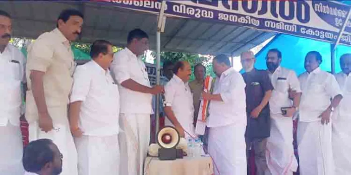 പിണറായി വിജയൻ പിടിവാശി വിജയനായി മാറി : എം. എം. ഹസ്സൻ പിണറായി വിജയൻ പിടിവാശി വിജയനായി മാറി : എം. എം. ഹസ്സൻ
