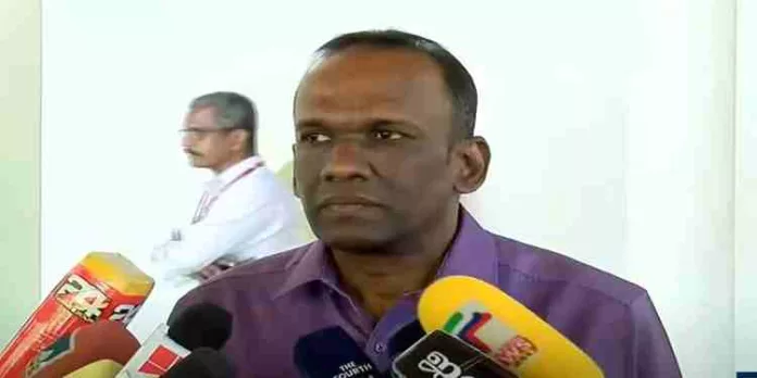 ‘മുഖ്യമന്ത്രിയുടെ ദുരിതാശ്വാസനിധിയുടെ പേരിൽ സംഘടിത തട്ടിപ്പ് നടന്നു’; വിജിലൻസ് മേധാവി ‘മുഖ്യമന്ത്രിയുടെ ദുരിതാശ്വാസനിധിയുടെ പേരിൽ സംഘടിത തട്ടിപ്പ് നടന്നു’; വിജിലൻസ് മേധാവി