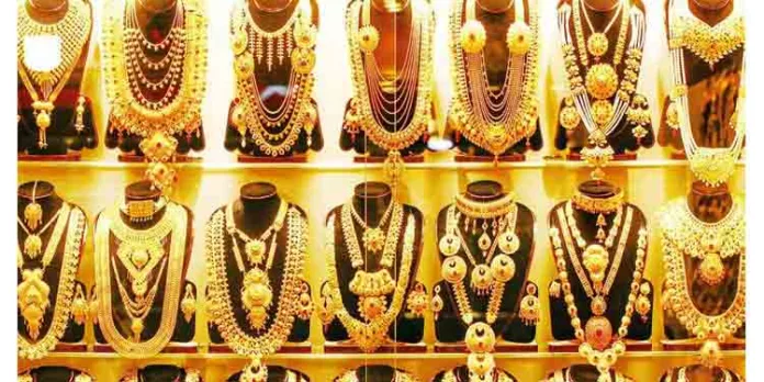 സംസ്ഥാനത്ത് ഇന്ന് സ്വർണവില കുത്തനെ കുറഞ്ഞു സംസ്ഥാനത്ത് ഇന്ന് സ്വർണവില കുത്തനെ കുറഞ്ഞു