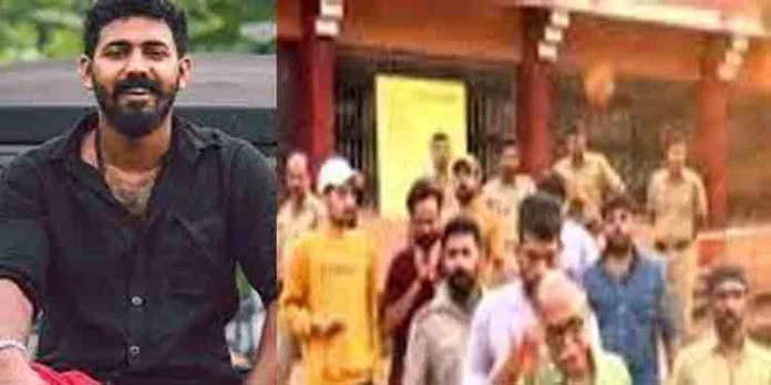 കോടതിയില് ഹാജരാകാന് പോലീസ് ആകാശ് തില്ലങ്കേരിക്ക് ഒത്താശ ചെയ്തു ; ആരോപണവുമായി കോണ്ഗ്രസ് കോടതിയില് ഹാജരാകാന് പോലീസ് ആകാശ് തില്ലങ്കേരിക്ക് ഒത്താശ ചെയ്തു ; ആരോപണവുമായി കോണ്ഗ്രസ്