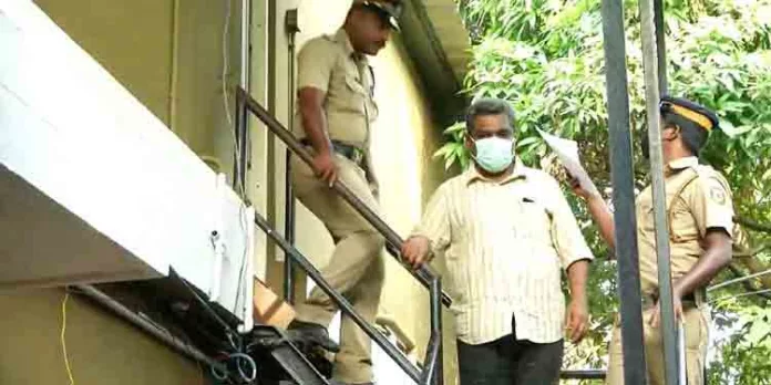വ്യാജ ജനന സര്ട്ടിഫിക്കറ്റ് കേസ് : ദത്ത് നടപടികള് താല്ക്കാലികമായി നിര്ത്തിവെച്ചു വ്യാജ ജനന സര്ട്ടിഫിക്കറ്റ് കേസ് : ദത്ത് നടപടികള് താല്ക്കാലികമായി നിര്ത്തിവെച്ചു