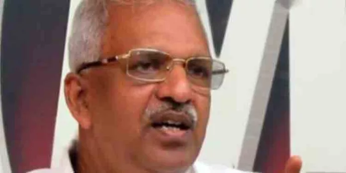തില്ലങ്കേരിയിലെ പാര്ട്ടിയുടെ മുഖം ആകാശും കൂട്ടരുമല്ല : പി ജയരാജന് തില്ലങ്കേരിയിലെ പാര്ട്ടിയുടെ മുഖം ആകാശും കൂട്ടരുമല്ല : പി ജയരാജന്