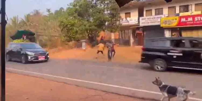യൂത്ത് കോണ്ഗ്രസ് ജില്ലാ കമ്മിറ്റി ഇന്ന് ക്ലിഫ് ഹൗസിലേക്ക് മാര്ച്ച് നടത്തും യൂത്ത് കോണ്ഗ്രസ് ജില്ലാ കമ്മിറ്റി ഇന്ന് ക്ലിഫ് ഹൗസിലേക്ക് മാര്ച്ച് നടത്തും