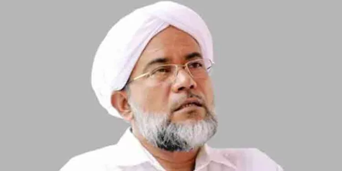 സി.ഐ.എസ് ജനറല് സെക്രട്ടറി സ്ഥാനം ഹക്കീം ഫൈസി ആദൃശേരി രാജിവെച്ചു സി.ഐ.എസ് ജനറല് സെക്രട്ടറി സ്ഥാനം ഹക്കീം ഫൈസി ആദൃശേരി രാജിവെച്ചു