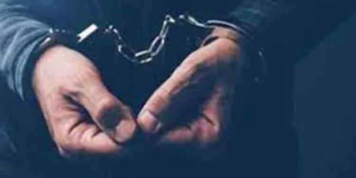 ഏഴ് വയസുകാരിയായ മകളെ പീഡിപ്പിക്കാൻ ശ്രമിച്ച പിതാവ് അറസ്റ്റിൽ ഏഴ് വയസുകാരിയായ മകളെ പീഡിപ്പിക്കാൻ ശ്രമിച്ച പിതാവ് അറസ്റ്റിൽ