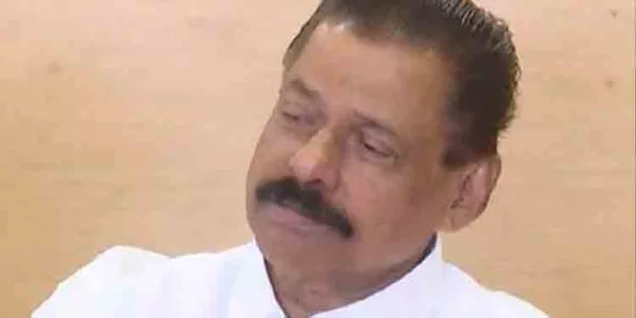 കളകളുണ്ടെങ്കില് പറിച്ചുകളയും ; ഫണ്ട് തിരിമറിയില് സി.പി.എം കളകളുണ്ടെങ്കില് പറിച്ചുകളയും ; ഫണ്ട് തിരിമറിയില് സി.പി.എം