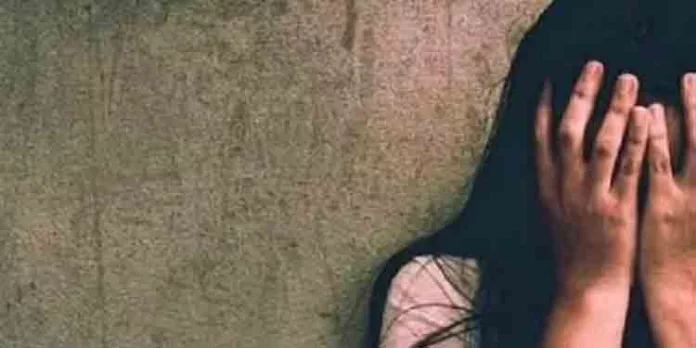 മെഡിക്കല് കോളജ് ആശുപത്രിയില് പതിനാറുകാരിയെ പീഡിപ്പിക്കാന് ശ്രമിച്ച യുവാവ് പിടിയില് മെഡിക്കല് കോളജ് ആശുപത്രിയില് പതിനാറുകാരിയെ പീഡിപ്പിക്കാന് ശ്രമിച്ച യുവാവ് പിടിയില്