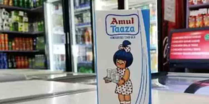 പാല് വില വര്ധിപ്പിച്ച് അമുല് ; ലിറ്ററിന് മൂന്ന് രൂപ കൂട്ടി പാല് വില വര്ധിപ്പിച്ച് അമുല് ; ലിറ്ററിന് മൂന്ന് രൂപ കൂട്ടി