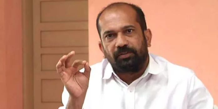 വടക്കാഞ്ചേരി ഫ്ലാറ്റ് തട്ടിപ്പ് ; മുഖ്യമന്ത്രിക്കെതിരെയുള്ള തെളിവ് ഇന്ന് പുറത്ത് വിടുമെന്ന് അനിൽ അക്കര വടക്കാഞ്ചേരി ഫ്ലാറ്റ് തട്ടിപ്പ് ; മുഖ്യമന്ത്രിക്കെതിരെയുള്ള തെളിവ് ഇന്ന് പുറത്ത് വിടുമെന്ന് അനിൽ അക്കര