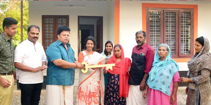 ഡോ. എം. എസ്. സുനിലിന്റെ 274 -മത് സ്നേഹഭവനം സോഫിയുടെ കുടുംബത്തിന് ഡോ. എം. എസ്. സുനിലിന്റെ 274 -മത് സ്നേഹഭവനം സോഫിയുടെ കുടുംബത്തിന്