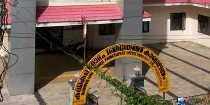 ഭിന്നശേഷി വിദ്യാർഥിക്ക് പഠനത്തിന് ഏർപ്പെടുത്തിയ വിലക്ക് നീക്കി ഭിന്നശേഷി വിദ്യാർഥിക്ക് പഠനത്തിന് ഏർപ്പെടുത്തിയ വിലക്ക് നീക്കി