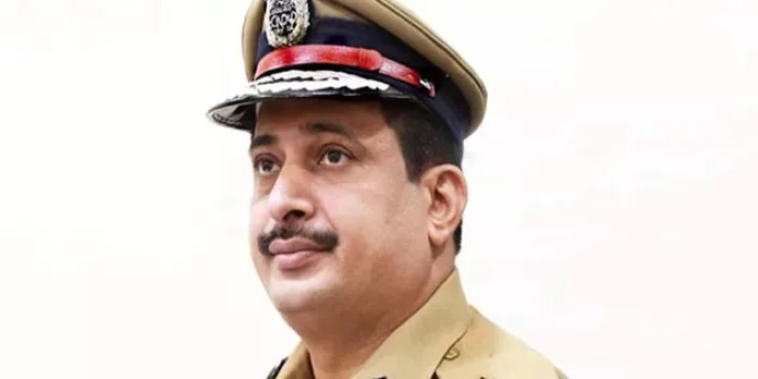 പുരാവസ്തു തട്ടിപ്പ് കേസ് ; ഐജി ലക്ഷ്മൺ ക്രൈം ബ്രാഞ്ചിന് മുന്നിൽ ഹാജരായില്ല പുരാവസ്തു തട്ടിപ്പ് കേസ് ; ഐജി ലക്ഷ്മൺ ക്രൈം ബ്രാഞ്ചിന് മുന്നിൽ ഹാജരായില്ല