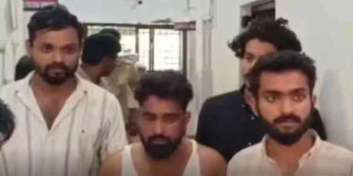 തോക്ക് ചൂണ്ടി ലോറികൾ തട്ടിക്കൊണ്ടുപോയ സംഭവം ; പ്രതികളെ പിടികൂടി തോക്ക് ചൂണ്ടി ലോറികൾ തട്ടിക്കൊണ്ടുപോയ സംഭവം ; പ്രതികളെ പിടികൂടി