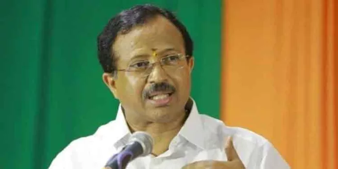 കേന്ദ്ര മന്ത്രി വി. മുരളീധരന്റെ വീടിന്റെ ജനൽ തകർത്ത നിലയിൽ ; ജനലിന് സമീപം ചോരത്തുള്ളികള് കണ്ടെത്തി കേന്ദ്ര മന്ത്രി വി. മുരളീധരന്റെ വീടിന്റെ ജനൽ തകർത്ത നിലയിൽ ; ജനലിന് സമീപം ചോരത്തുള്ളികള് കണ്ടെത്തി