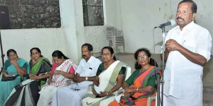 ഗ്രാമീണ ജനതയുടെ ശബ്ദമായി മാറുവാൻ വനിതകൾക്ക് കഴിയണം ; പി. മോഹൻരാജ് ഗ്രാമീണ ജനതയുടെ ശബ്ദമായി മാറുവാൻ വനിതകൾക്ക് കഴിയണം ; പി. മോഹൻരാജ്