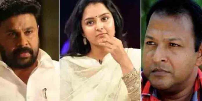 ദിലീപിന്റെ ശബ്ദം മഞ്ജു തിരിച്ചറിയുമോ? പറയാനുള്ളത് അതിപ്രധാന കാര്യമെന്ന് ബാലചന്ദ്രകുമാര് ; ഉറ്റുനോക്കുന്ന വിധി മാര്ച്ചില് വന്നേക്കും ദിലീപിന്റെ ശബ്ദം മഞ്ജു തിരിച്ചറിയുമോ? പറയാനുള്ളത് അതിപ്രധാന കാര്യമെന്ന് ബാലചന്ദ്രകുമാര് ; ഉറ്റുനോക്കുന്ന വിധി മാര്ച്ചില് വന്നേക്കും