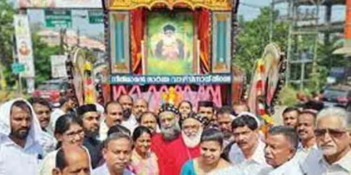 ഭക്തിയുടെ നിറവില് മഞ്ഞിനിക്കര… നാടിന്റെ നാനാ ഭാഗത്ത് നിന്നുള്ള തീര്ത്ഥാടകരും നാളെ പരിശുദ്ധന്റെ കബറിങ്കൽ എത്തിച്ചേരും ഭക്തിയുടെ നിറവില് മഞ്ഞിനിക്കര… നാടിന്റെ നാനാ ഭാഗത്ത് നിന്നുള്ള തീര്ത്ഥാടകരും നാളെ പരിശുദ്ധന്റെ കബറിങ്കൽ എത്തിച്ചേരും