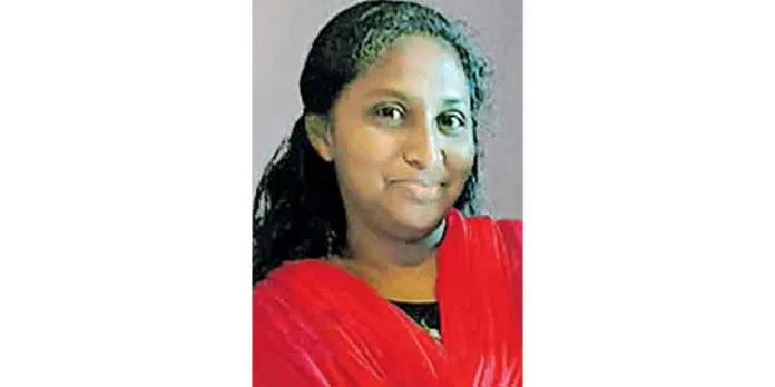 യുവതിയെ കനാലിൽ മരിച്ച നിലയിൽ കണ്ടെത്തി യുവതിയെ കനാലിൽ മരിച്ച നിലയിൽ കണ്ടെത്തി