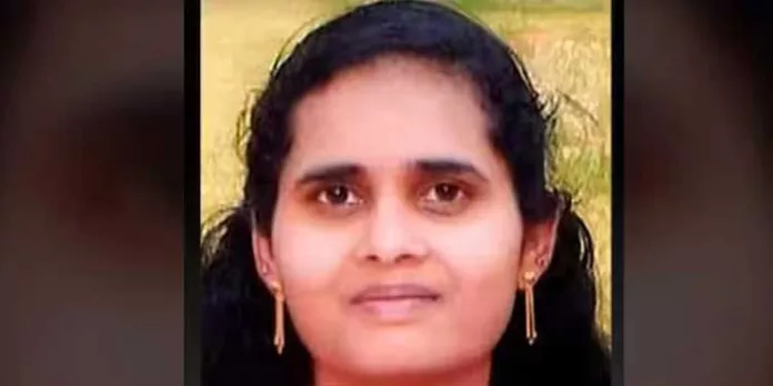 വയനാട്ടില് കാണാതായ യുവതിയെ ജീവനൊടുക്കിയ നിലയില് കണ്ടെത്തി വയനാട്ടില് കാണാതായ യുവതിയെ ജീവനൊടുക്കിയ നിലയില് കണ്ടെത്തി