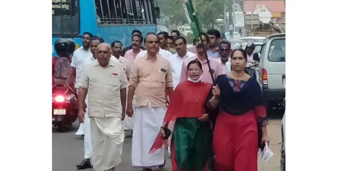 ജനദ്രോഹ ബഡ്ജറ്റിനെതിരെ പ്രതിഷേധ പ്രകടനവും യോഗവും നടത്തി ജനദ്രോഹ ബഡ്ജറ്റിനെതിരെ പ്രതിഷേധ പ്രകടനവും യോഗവും നടത്തി