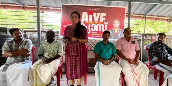 എഴുമറ്റൂര് സാമൂഹികാരോഗ്യ കേന്ദ്രത്തിന്റെ നിര്മ്മാണം പൂര്ത്തിയാക്കണം : എ.ഐ.വൈ.എഫ് എഴുമറ്റൂര് സാമൂഹികാരോഗ്യ കേന്ദ്രത്തിന്റെ നിര്മ്മാണം പൂര്ത്തിയാക്കണം : എ.ഐ.വൈ.എഫ്