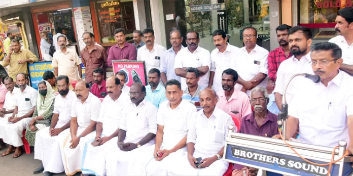 കേരളത്തിലെ ജനങ്ങൾ ചെകുത്താനും കടലിനുമിടയിൽ എ.ഷംസുദ്ദീൻ കേരളത്തിലെ ജനങ്ങൾ ചെകുത്താനും കടലിനുമിടയിൽ എ.ഷംസുദ്ദീൻ