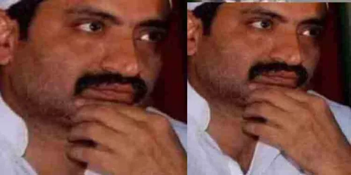 തന്നെ ജയിലില് നിന്ന് പുറത്ത് വിടരുതെന്ന അപേക്ഷയുമായി കൊടും കുറ്റവാളി അഷറഫ് അഹമ്മദ് തന്നെ ജയിലില് നിന്ന് പുറത്ത് വിടരുതെന്ന അപേക്ഷയുമായി കൊടും കുറ്റവാളി അഷറഫ് അഹമ്മദ്