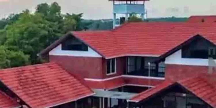 വൈദേകം റിസോര്ട്ടില് ആദായ നികുതി വകുപ്പ് പരിശോധന വൈദേകം റിസോര്ട്ടില് ആദായ നികുതി വകുപ്പ് പരിശോധന