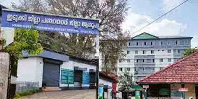 ഇടുക്കി ജില്ലാ ആശുപത്രിയില് 12 വയസുകാരന് ചികിത്സ നിഷേധിച്ചതായി പരാതി ഇടുക്കി ജില്ലാ ആശുപത്രിയില് 12 വയസുകാരന് ചികിത്സ നിഷേധിച്ചതായി പരാതി