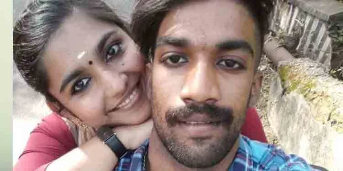 ലൈംഗികബന്ധത്തിനായി വിളിച്ചുവരുത്തി ; ഗ്രീഷ്മ ചതിച്ചെന്ന് ഷാരോണ് വെളിപ്പെടുത്തിയതായി കുറ്റപത്രം ലൈംഗികബന്ധത്തിനായി വിളിച്ചുവരുത്തി ; ഗ്രീഷ്മ ചതിച്ചെന്ന് ഷാരോണ് വെളിപ്പെടുത്തിയതായി കുറ്റപത്രം