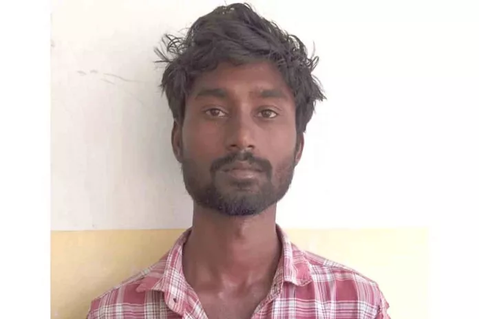 പുതുശ്ശേരി മൊബൈല് ഫോണ് ടവര് മോഷണ കേസിലെ പ്രതികളില് ഒരാള് കൂടി പിടിയില് പുതുശ്ശേരി മൊബൈല് ഫോണ് ടവര് മോഷണ കേസിലെ പ്രതികളില് ഒരാള് കൂടി പിടിയില്