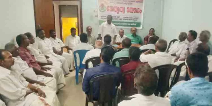 അസംഘടിത മേഖലയിലെ തൊഴിലാളികളെ ഈ എസ്സ് ഐ പരിധിയിൽ ഉൾപ്പെടുത്തണo : കെ.പി.സി.സി അംഗം പി.മോഹൻ രാജ് അസംഘടിത മേഖലയിലെ തൊഴിലാളികളെ ഈ എസ്സ് ഐ പരിധിയിൽ ഉൾപ്പെടുത്തണo : കെ.പി.സി.സി അംഗം പി.മോഹൻ രാജ്