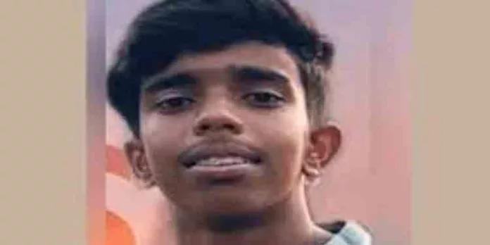 സ്കൂട്ടറും ഓട്ടോയും കൂട്ടിയിടിച്ച് വിദ്യാര്ഥി മരിച്ചു സ്കൂട്ടറും ഓട്ടോയും കൂട്ടിയിടിച്ച് വിദ്യാര്ഥി മരിച്ചു