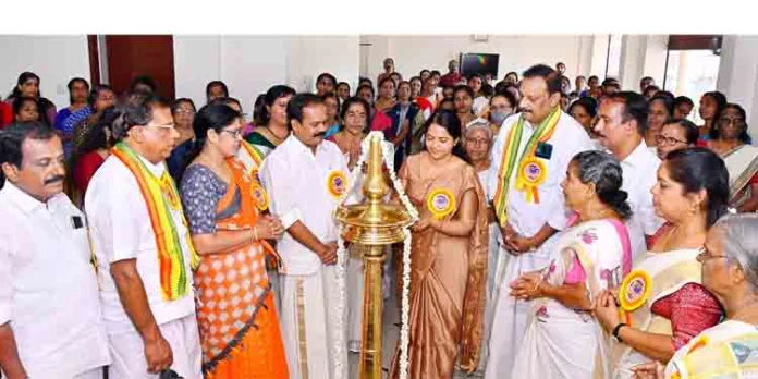 പെണ്കുട്ടികളില് ശാരീരിക ക്ഷമത കൈവരിക്കാന് പ്രാപ്തരാക്കണം : ഡോ. സബിത പെണ്കുട്ടികളില് ശാരീരിക ക്ഷമത കൈവരിക്കാന് പ്രാപ്തരാക്കണം : ഡോ. സബിത