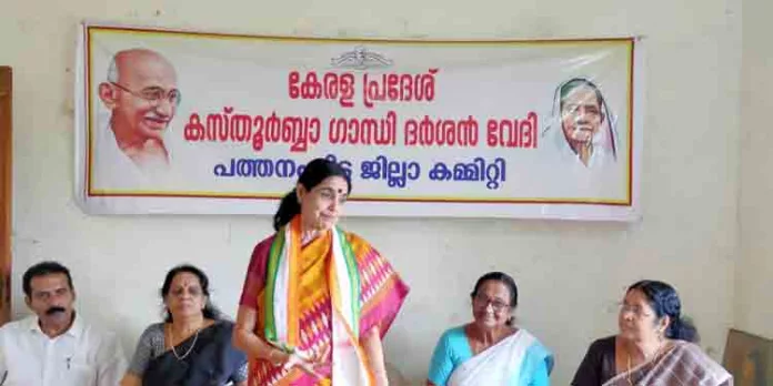 വനിതകൾ കാരുണ്യത്തിന്റെ നിറദീപമാകണo : മുന്എംഎൽഎ സരളദേവി വനിതകൾ കാരുണ്യത്തിന്റെ നിറദീപമാകണo : മുന്എംഎൽഎ സരളദേവി