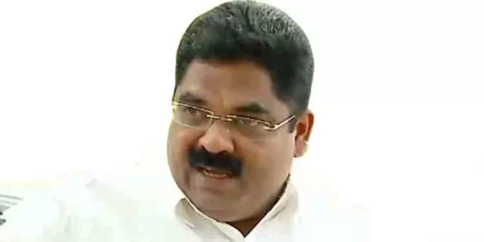 റേഷന് വിതരണം സ്തംഭിച്ചിരിക്കുന്നത് സംസ്ഥാന സര്ക്കാരിന്റെ കെടുകാര്യസ്ഥത : സജി മഞ്ഞക്കടമ്പില് റേഷന് വിതരണം സ്തംഭിച്ചിരിക്കുന്നത് സംസ്ഥാന സര്ക്കാരിന്റെ കെടുകാര്യസ്ഥത : സജി മഞ്ഞക്കടമ്പില്