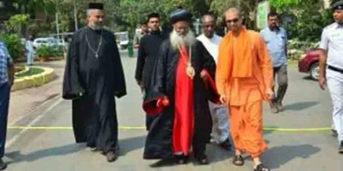 ശ്രീരാമകൃഷ്ണ മിഷന്റെ ആസ്ഥാനം സന്ദര്ശിച്ച് പരിശുദ്ധ കാതോലിക്കാ ബാവ ശ്രീരാമകൃഷ്ണ മിഷന്റെ ആസ്ഥാനം സന്ദര്ശിച്ച് പരിശുദ്ധ കാതോലിക്കാ ബാവ
