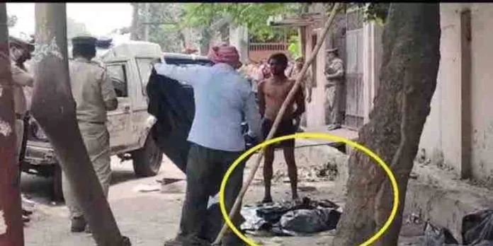 ഉത്തര്പ്രദേശിലെ നോയിഡയില് അഴുക്കുചാലില് നിന്ന് മനുഷ്യശരീര ഭാഗങ്ങള് കണ്ടെത്തി ഉത്തര്പ്രദേശിലെ നോയിഡയില് അഴുക്കുചാലില് നിന്ന് മനുഷ്യശരീര ഭാഗങ്ങള് കണ്ടെത്തി