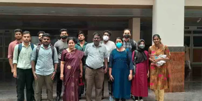 കോന്നി മെഡിക്കൽ കോളേജിൽ ഇന്റേൺഷിപ്പിനായി 102 ഹൌസർജൻമാർ എത്തി കോന്നി മെഡിക്കൽ കോളേജിൽ ഇന്റേൺഷിപ്പിനായി 102 ഹൌസർജൻമാർ എത്തി