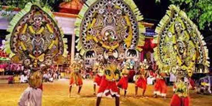 കദളിമംഗലം പടയണി ; ഇരുവെള്ളിപ്ര – തെങ്ങേലി കരക്കാരുടെ വലിയ ഇടപ്പടയണി ഇന്ന് കദളിമംഗലം പടയണി ; ഇരുവെള്ളിപ്ര – തെങ്ങേലി കരക്കാരുടെ വലിയ ഇടപ്പടയണി ഇന്ന്