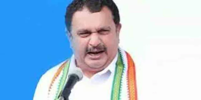 കെ എമ്മിനെ അനുനയിപ്പിക്കാന് ചര്ച്ചയ്ക്കൊരുങ്ങി ഡി.സി.സി കെ എമ്മിനെ അനുനയിപ്പിക്കാന് ചര്ച്ചയ്ക്കൊരുങ്ങി ഡി.സി.സി